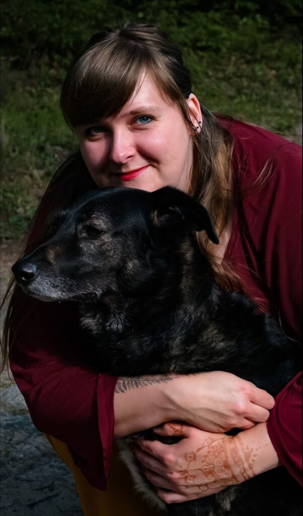 Agnieszka i Mordel Zdjęcie Agnieszki Krutysz Ogonisko z psem Mordelem